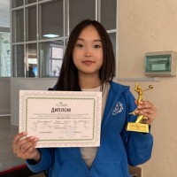 Айлин Жумабай  репетитор  по математике онлайн