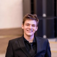 Минтимер Хайбуллин  репетитор  английского языка онлайн