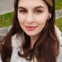 Милана Майер  репетитор  по математике онлайн