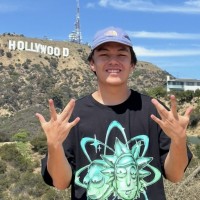 Репетитор Тамерлан Исаханов - BUKI