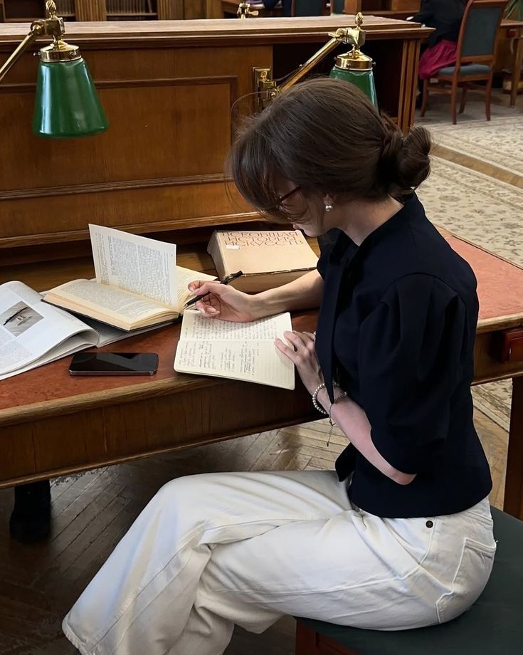 Русское порно лизат сперму из киска