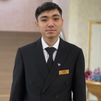 Репетитор Акадил Есенкул - BUKI