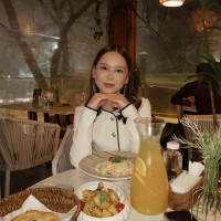 Репетитор - Мурат Аяулым  id: 226822