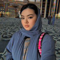 Репетитор - Исина Назия  id: 215857