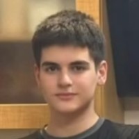 Микаил Усмаев  репетитор  по математике онлайн