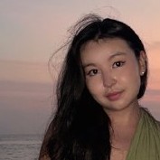 Репетитор - Нуралина Аянат  id: 228344