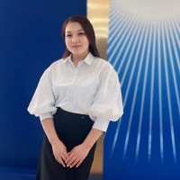 Аккумис Сарсенова  репетитор  казахского языка онлайн