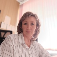 Гульнара Мырзабаева  репетитор  по физике онлайн