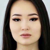 Репетитор Аружан Шаймұрат - BUKI