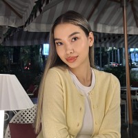 Репетитор Асем Аскарова - BUKI