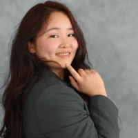 Репетитор Акерке Елюбаева - BUKI