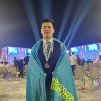 Репетитор - Сарсенбай Айдос  id: 222352